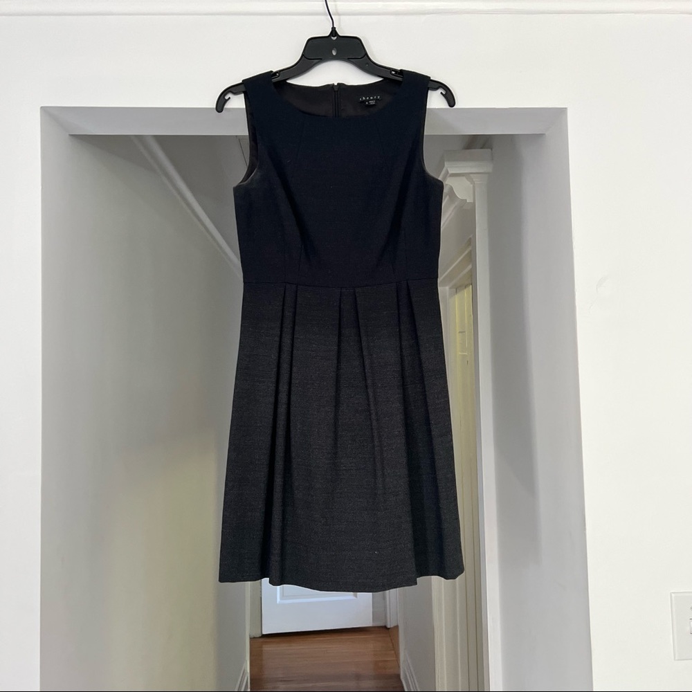 ⚡️⚡️PRICE DROP⚡️⚡️ Theory Wool Dress